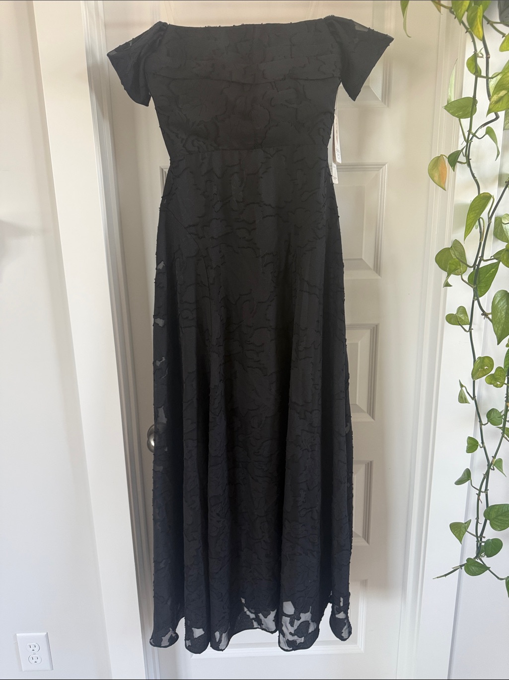 Black Lace A-Line Maxi Dress